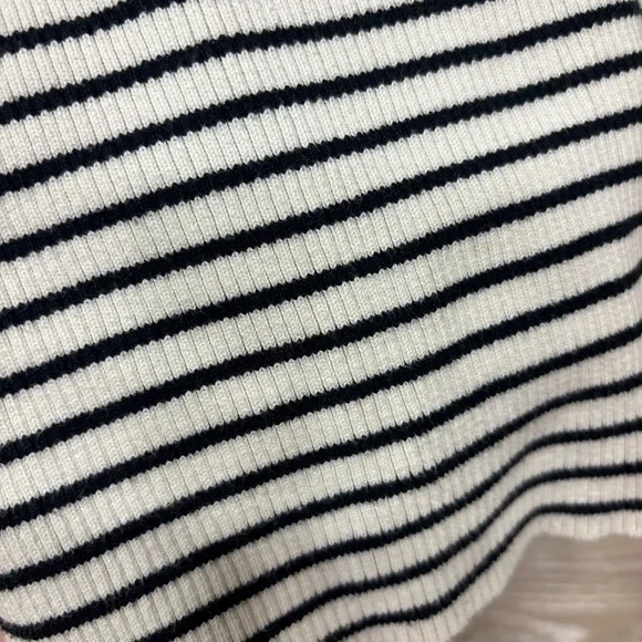 Vintage Ralph Lauren Black & Cream Striped Turtleneck - Picture 5 of 5